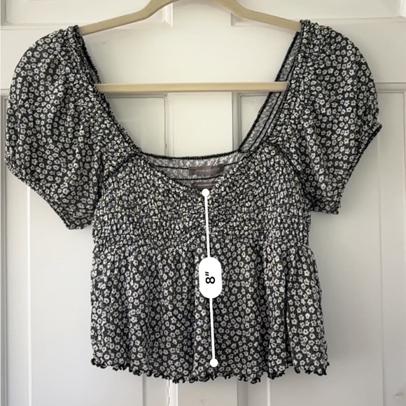 Urban Outfitters Floral Cropped Top | Black and White - Picture 2 of 3